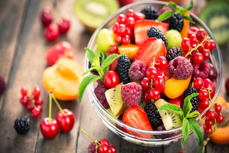 Read more about the article Top fruits with benefits to eat in morning